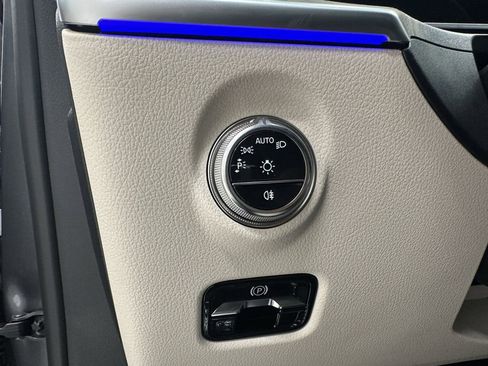 New 2026 Mercedes-Benz C 300 Sedan image 33