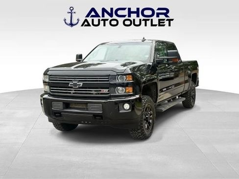 Used 2016 Chevrolet Silverado 2500 LT w/ Midnight Edition AWD/4WD image 4
