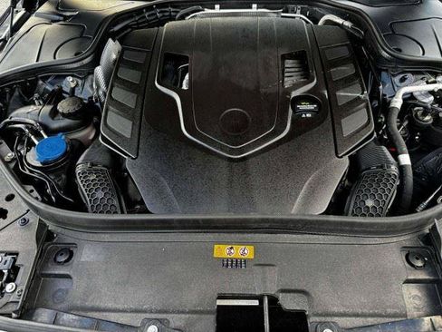 Used 2019 Mercedes-Benz S 560 4MATIC Sedan image 57