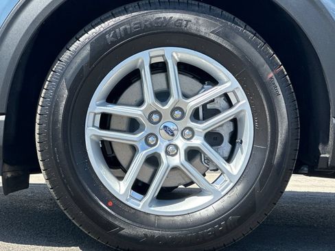 New 2026 Ford Explorer Active w/ Active Comfort Package RWD image 26