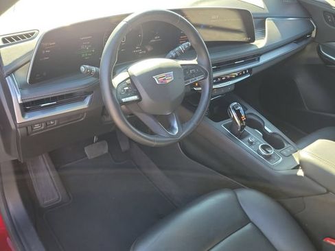Certified 2024 Cadillac XT4 Premium Luxury AWD/4WD image 21