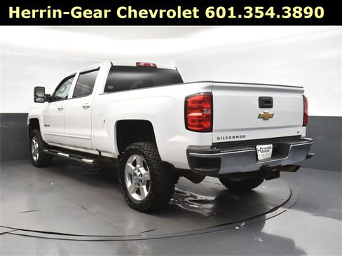 Used 2016 Chevrolet Silverado 2500 LT image 5
