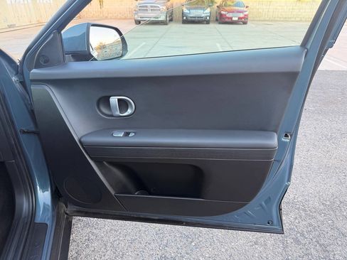 Used 2024 Hyundai Ioniq 5 SE RWD image 37