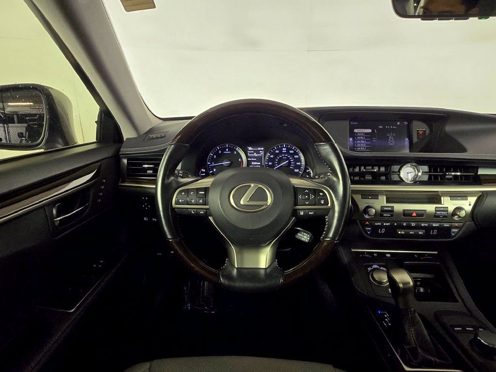 Used 2017 Lexus ES 350 FWD image 8