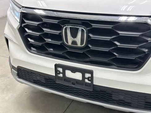 Used 2025 Honda Pilot EX-L image 29
