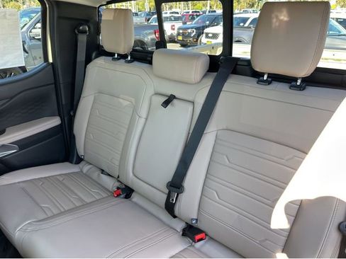 New 2026 Ford Ranger Lariat w/ FX4 Off-Road Package image 15