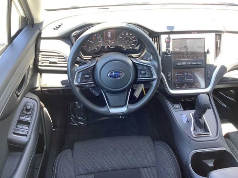 Used 2021 Subaru Outback AWD/4WD image 10