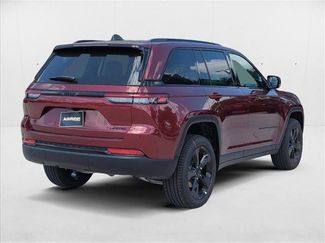 New 2025 Jeep Grand Cherokee Limited w/ Black Appearance Package video 2