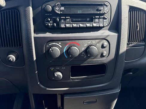 Used 2004 Dodge Ram 1500 Truck SLT w/ Off-Road Group image 15