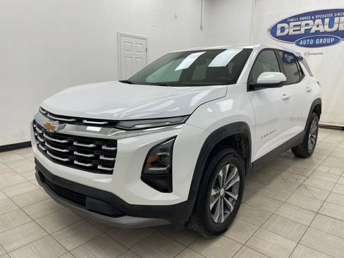 New 2026 Chevrolet Equinox LT image 1