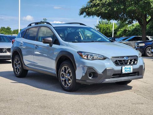 Used 2021 Subaru Crosstrek 2.5i Sport w/ Moonroof Package AWD/4WD image 3
