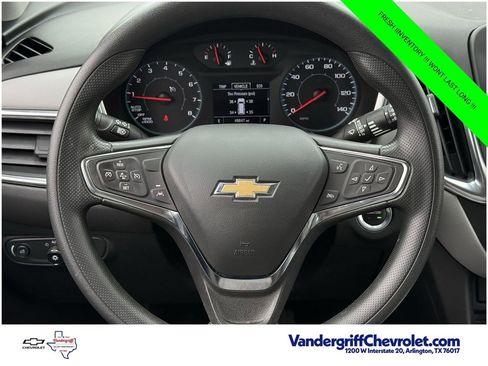 Certified 2024 Chevrolet Equinox LS w/ Midnight Edition FWD image 12