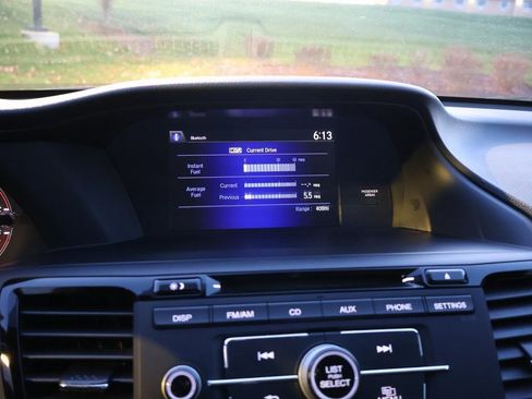 Used 2017 Honda Accord Sport image 21