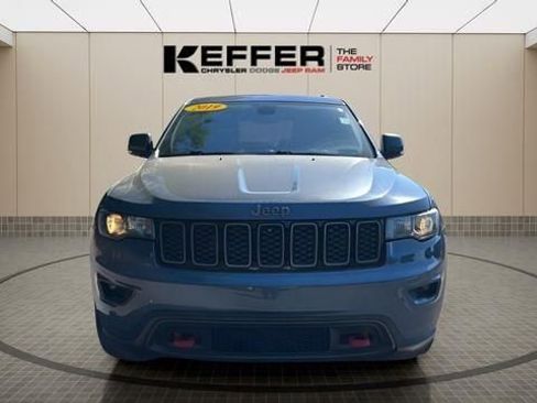 Used 2019 Jeep Grand Cherokee Trailhawk AWD/4WD image 9
