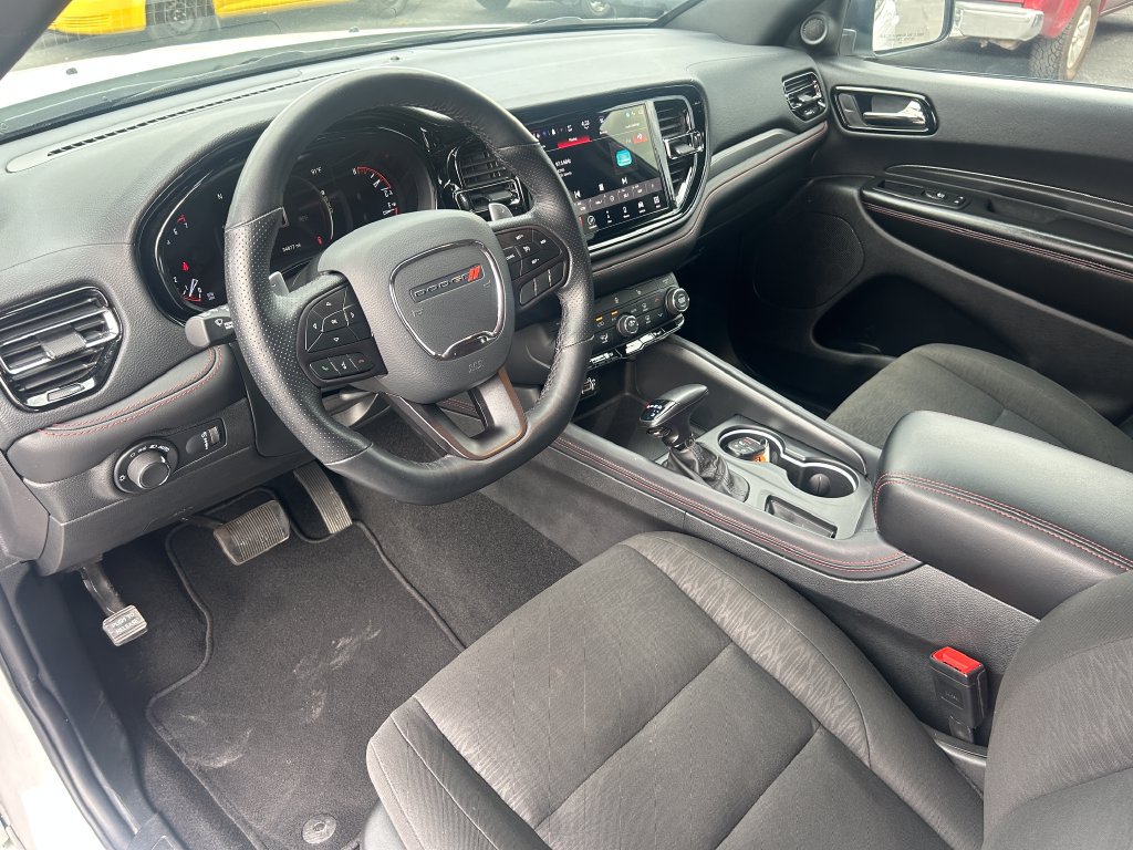 Used 2025 Dodge Durango GT AWD/4WD image 24