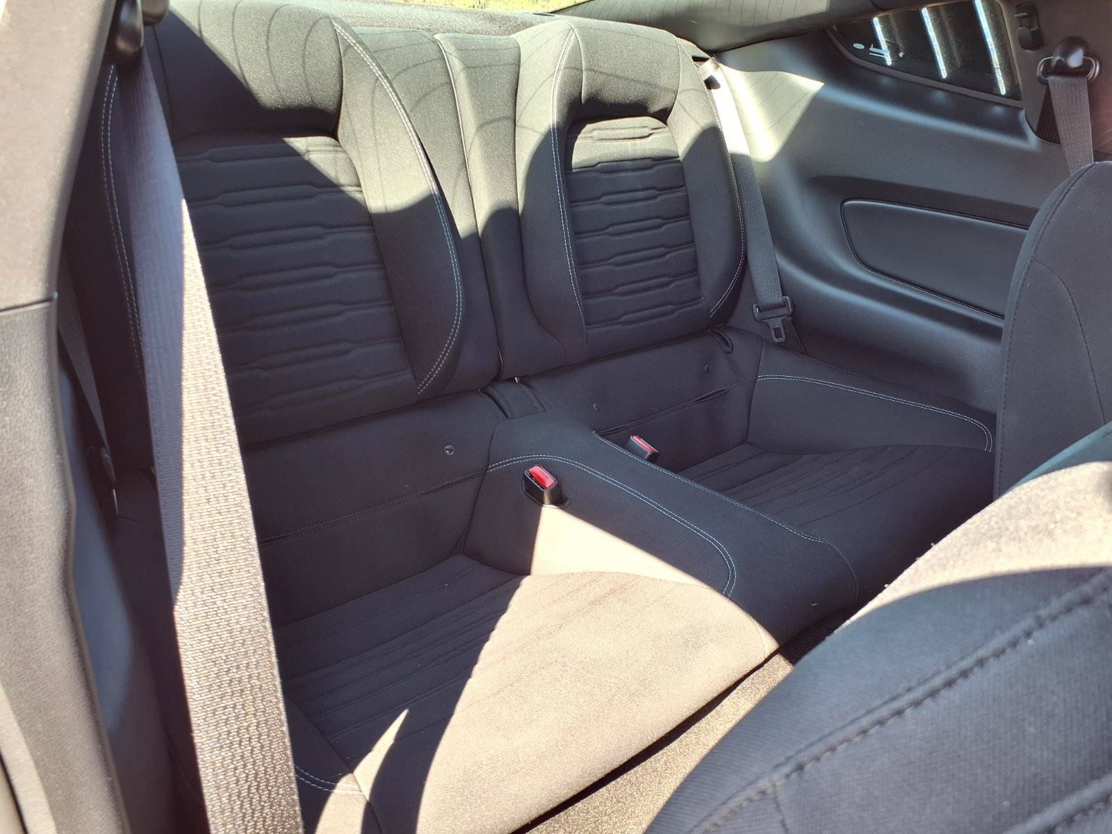 Used 2016 Ford Mustang GT w/ GT Performance Package RWD image 9