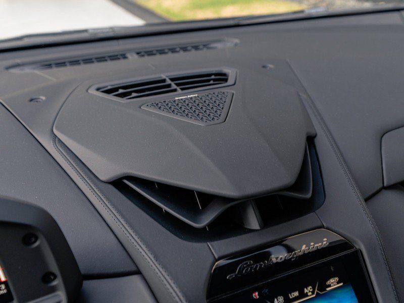 Used 2026 Lamborghini Temerario AWD/4WD image 12