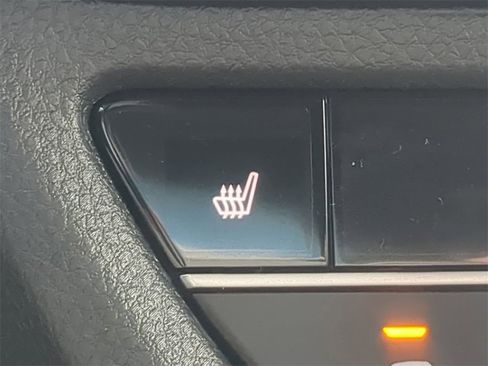 Certified 2025 Acura ADX AWD image 23