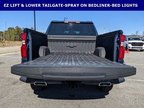 Used 2023 Chevrolet Silverado 1500 RST image 12
