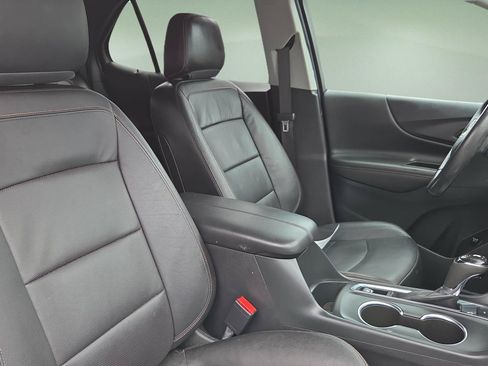 Used 2021 Chevrolet Equinox Premier AWD/4WD image 16