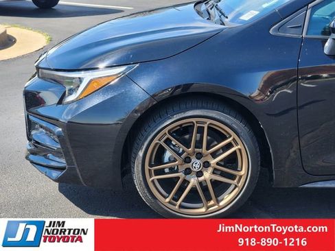 Used 2024 Toyota Corolla Sedan w/ SE Convenience Package image 9