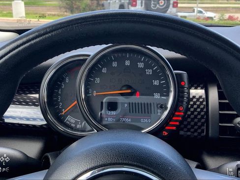 Used 2015 MINI Cooper S image 19