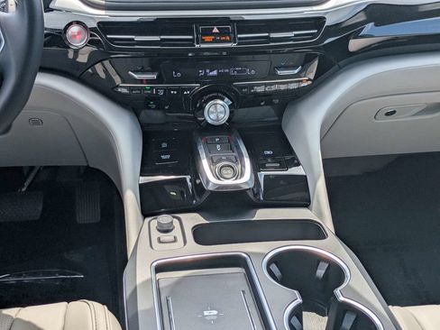 Used 2026 Acura MDX FWD w/ Technology Package image 21