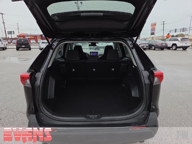 Certified 2025 Toyota RAV4 LE AWD/4WD image 26