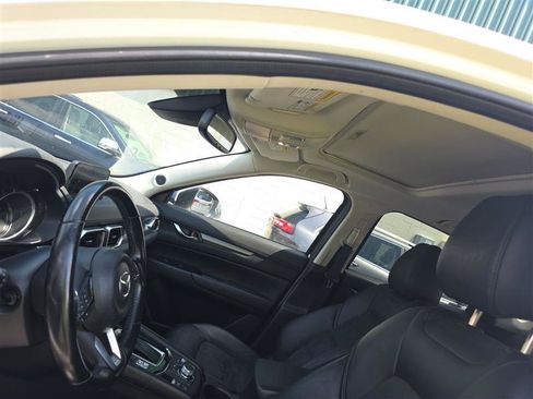 Used 2019 MAZDA CX-5 Touring AWD/4WD image 9