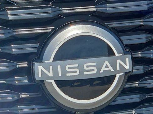 Used 2023 Nissan Rogue SL w/ SL Premium Package FWD image 32