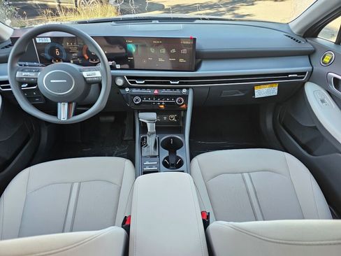 New 2025 Hyundai Sonata SE image 13