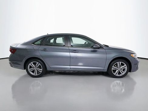 Used 2023 Volkswagen Jetta SE FWD image 8