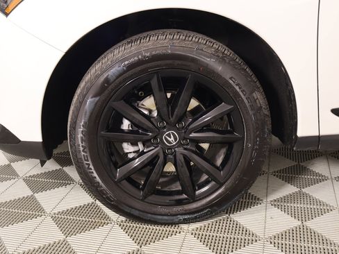 Used 2025 Acura RDX SH-AWD image 18