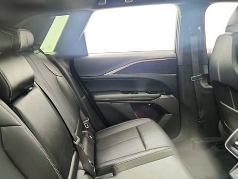 Used 2025 Cadillac Lyriq Sport AWD/4WD image 26