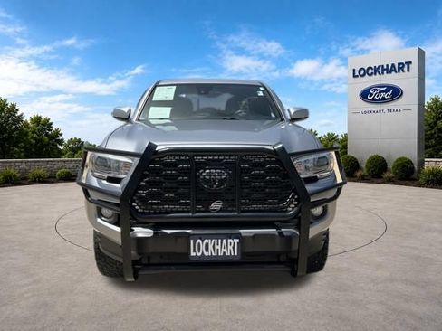 Used 2020 Toyota Tacoma TRD Off-Road AWD/4WD image 2