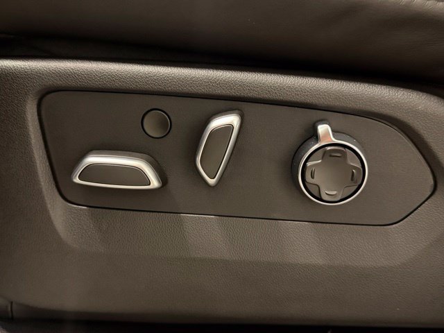 New 2026 Cadillac Escalade V w/ LPO, Floor Liner Package AWD/4WD image 15