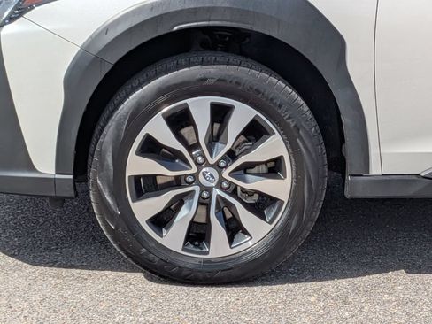 Used 2024 Subaru Outback Limited AWD/4WD image 11