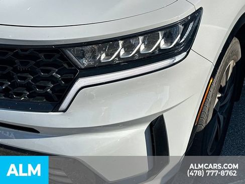 Used 2022 Kia Sorento EX w/ Panoramic Sunroof Package FWD image 6