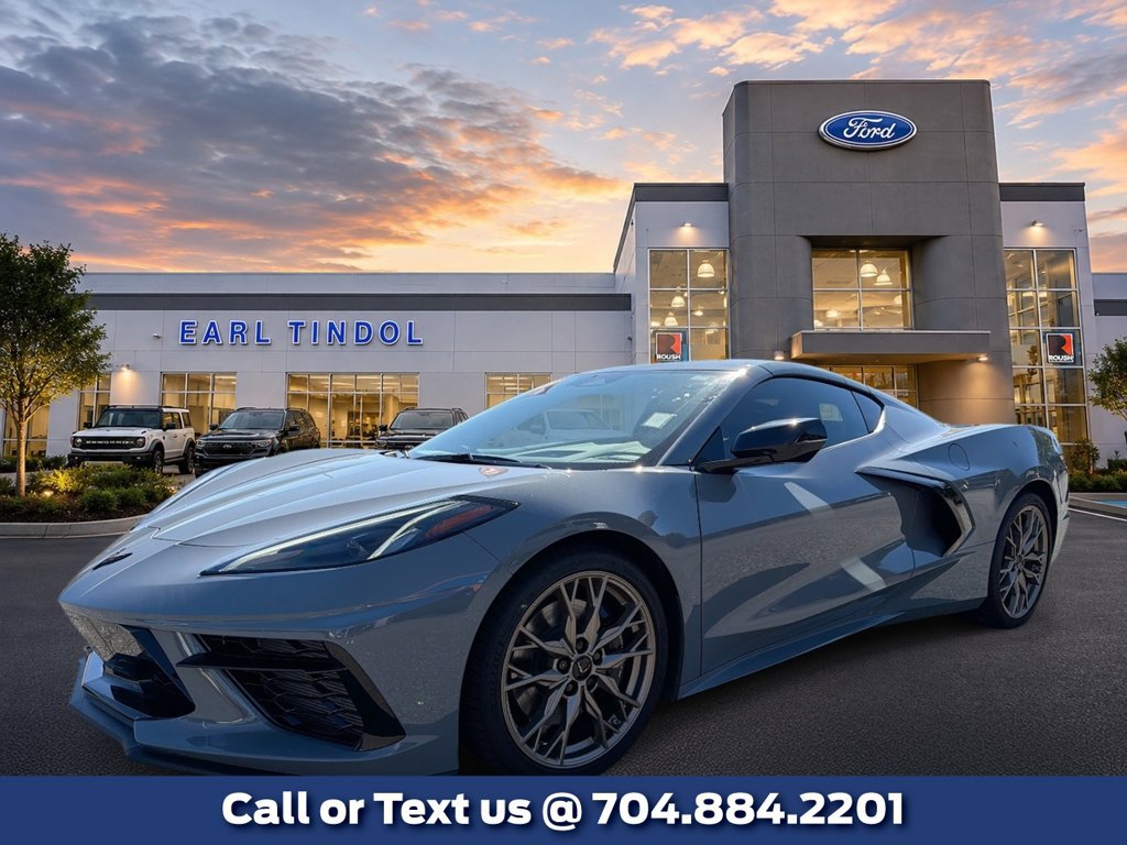 Used 2024 Chevrolet Corvette Stingray Preferred Cpe w/ Z51 Performance Package RWD image 1