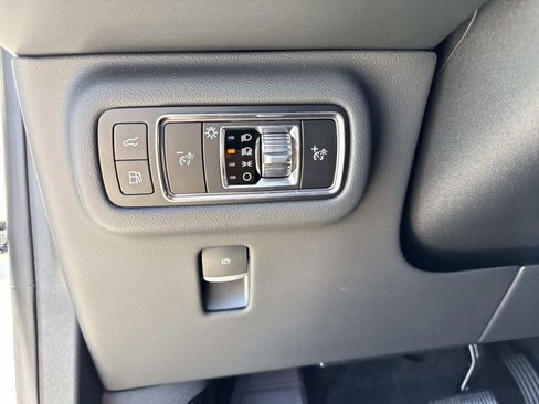 New 2026 Lincoln Nautilus Premier AWD/4WD image 32