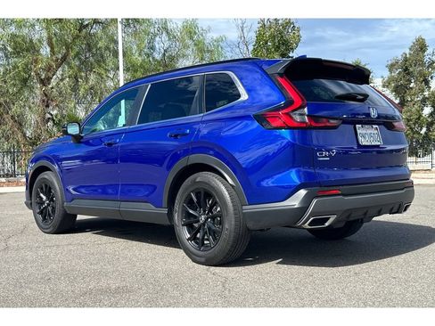 Used 2025 Honda CR-V Sport image 3