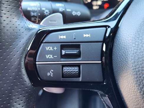 Certified 2025 Acura ADX A-Spec image 23