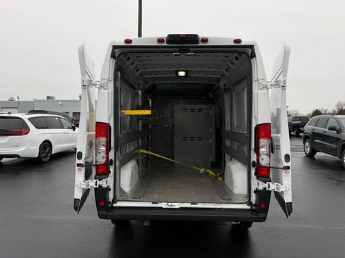 Used 2024 RAM ProMaster 2500 w/ Safety Group image 14