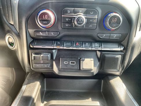 Certified 2019 Chevrolet Silverado 1500 LT Trail Boss AWD/4WD image 17