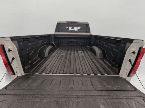 Certified 2025 Chevrolet Silverado 2500 LTZ w/ LTZ Plus Package AWD/4WD image 15