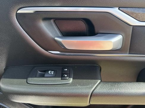 Used 2024 RAM 1500 Big Horn AWD/4WD image 14