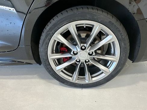 Used 2026 Cadillac CT4 V AWD/4WD image 9