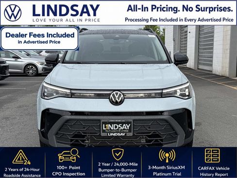 Used 2025 Volkswagen Taos SE AWD/4WD image 8