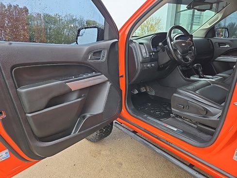 Used 2019 Chevrolet Colorado ZR2 image 3