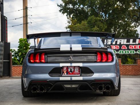 Used 2022 Ford Mustang Shelby GT500 w/ Technology Package image 4